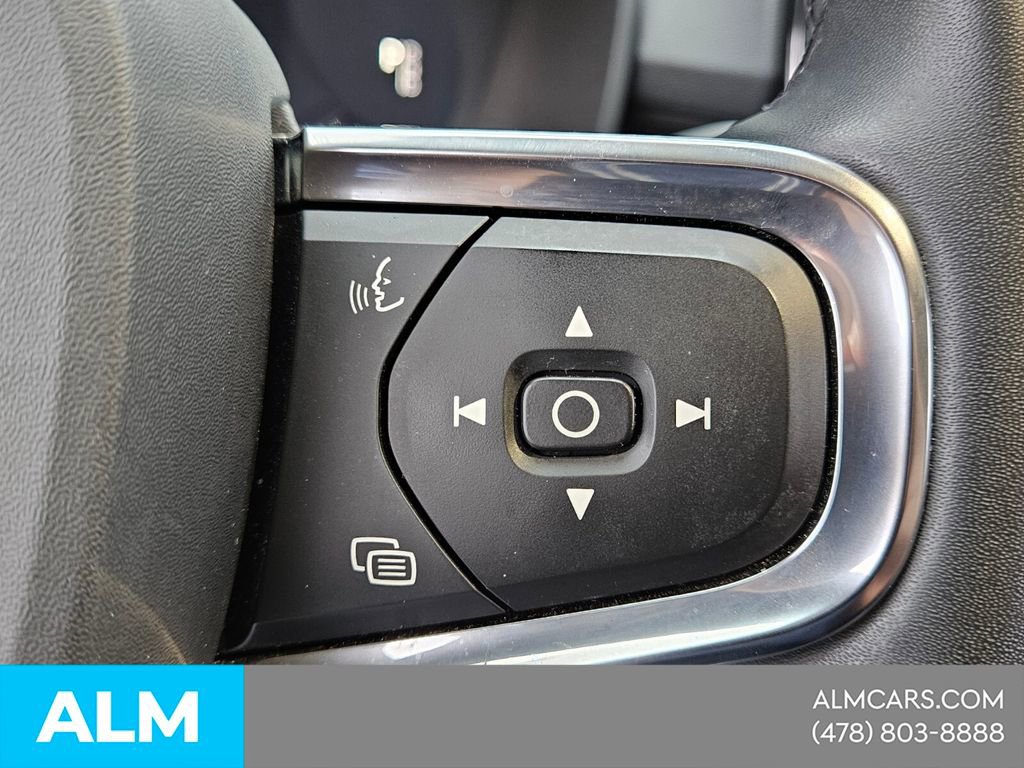 Used 2022 Volvo XC40 P8 Recharge Ultimate AWD/4WD image 25