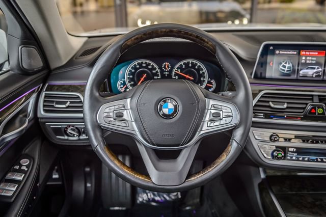 Used 2019 BMW 740i xDrive w/ Executive Package image 28