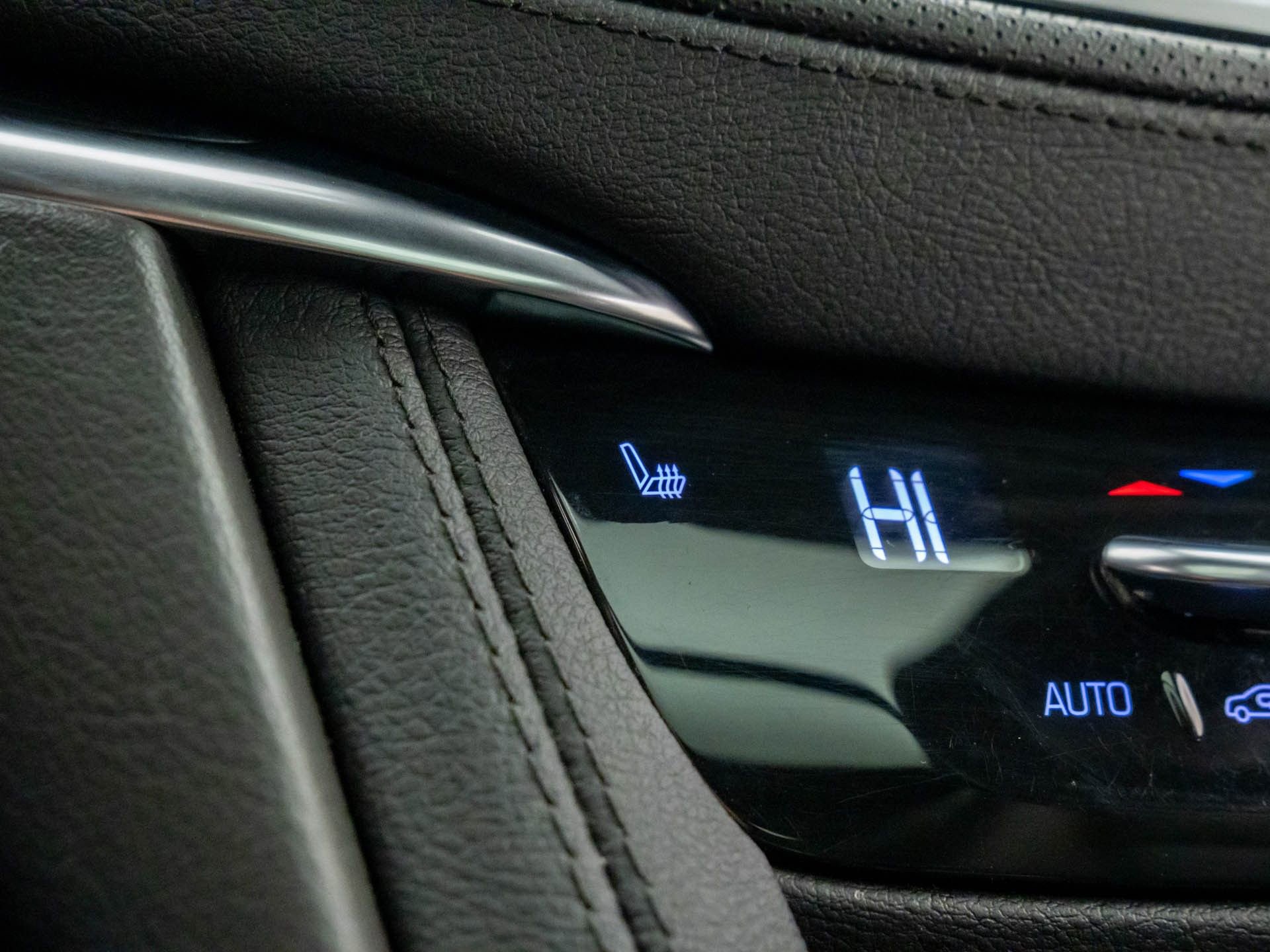 Certified 2022 Cadillac XT5 Premium Luxury image 29