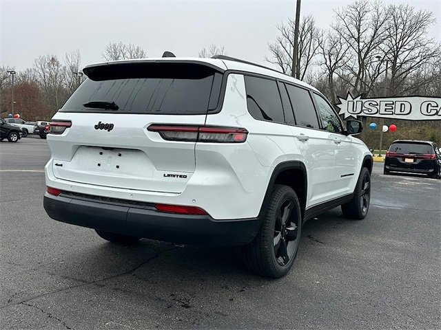 New 2025 Jeep Grand Cherokee L Limited w/ Black Appearance Package image 10