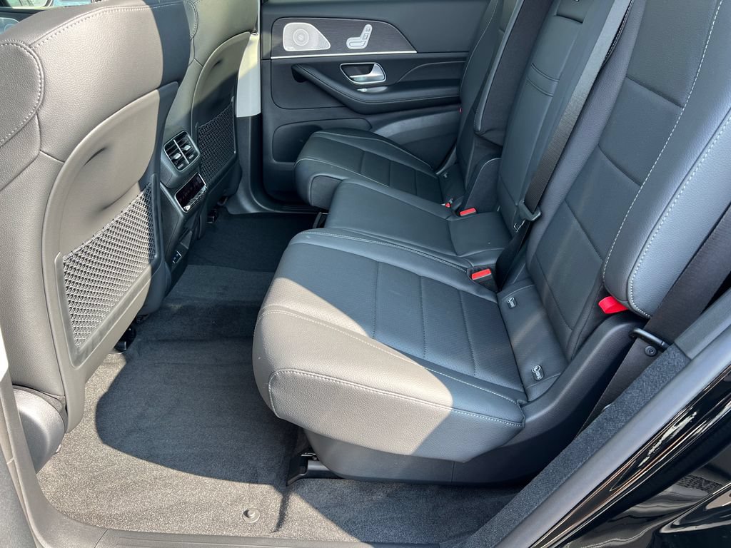 New 2026 Mercedes-Benz GLS 450 4MATIC image 26