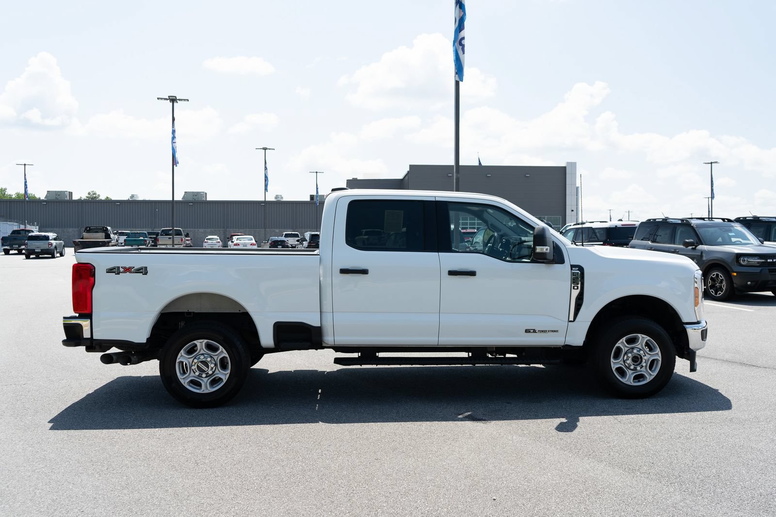 Used 2026 Ford F250 XLT AWD/4WD image 11