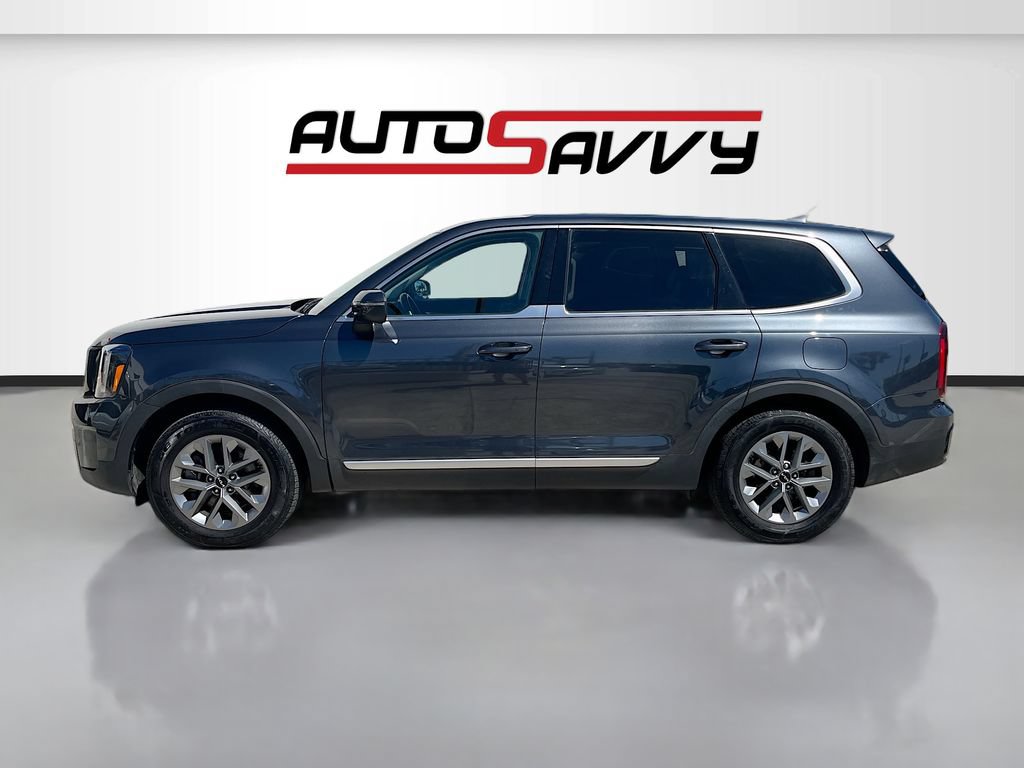 Used 2023 Kia Telluride LX AWD/4WD image 4