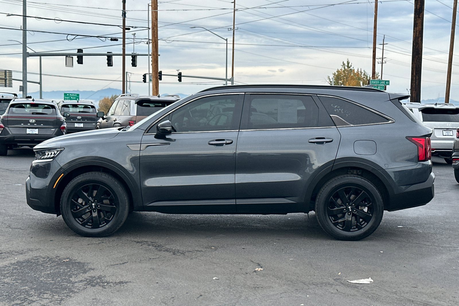 Used 2021 Kia Sorento S w/ Panoramic Sunroof Package image 8