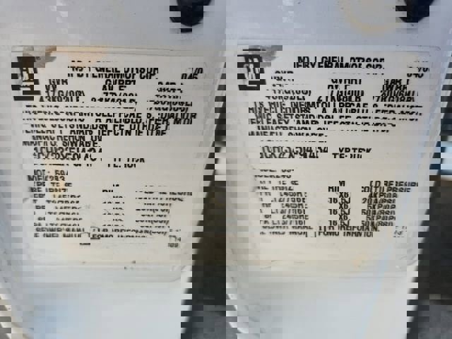 Used 2005 Chevrolet Silverado 2500 w/ Heavy-Duty Power Package image 19