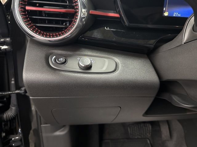 New 2026 Chevrolet Trax RS w/ Sunroof Package image 19