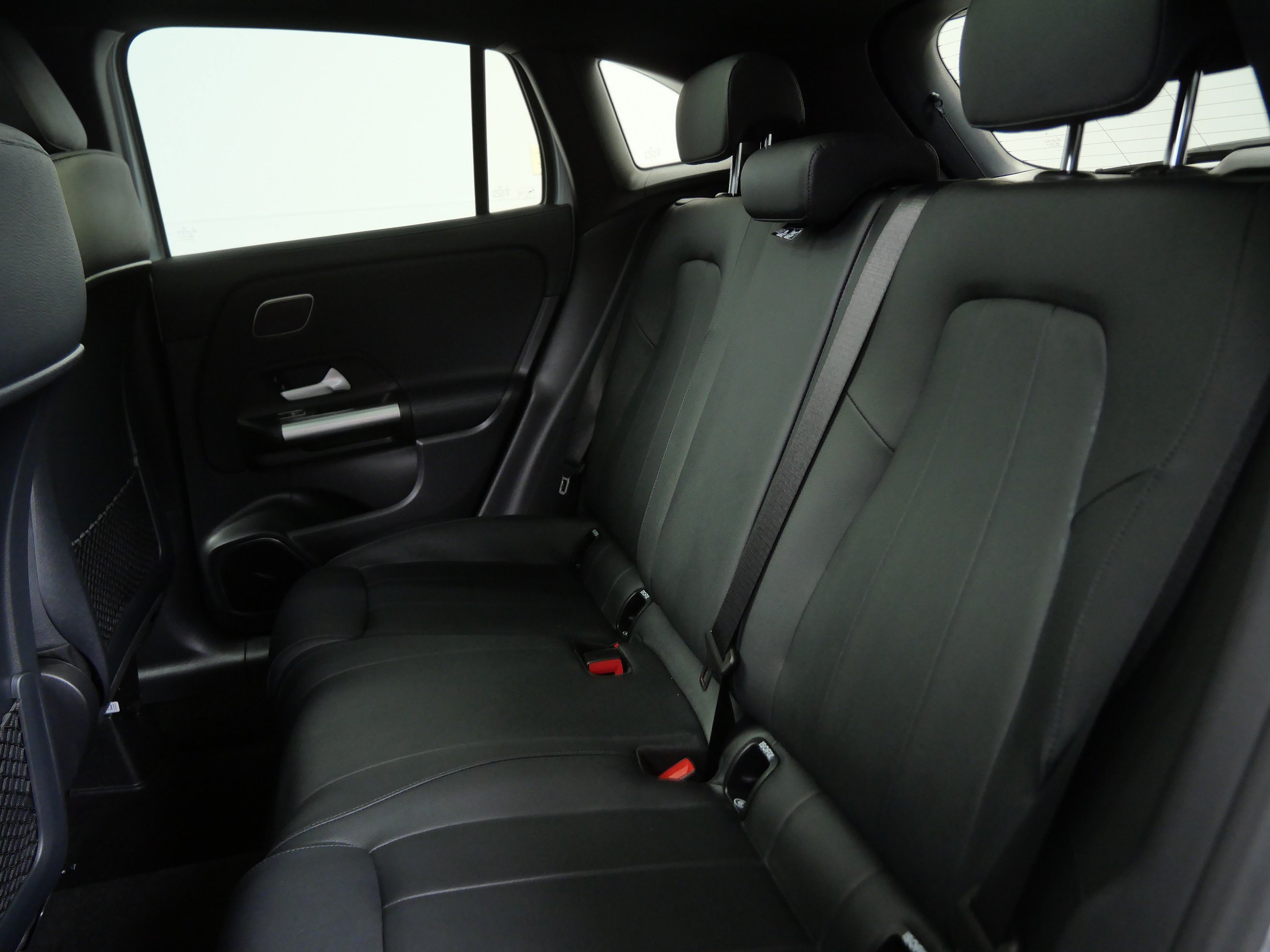 Certified 2025 Mercedes-Benz GLA 250 4MATIC image 17