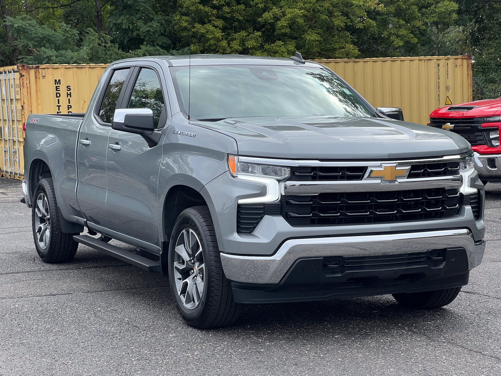 Used 2025 Chevrolet Silverado 1500 LT AWD/4WD image 39