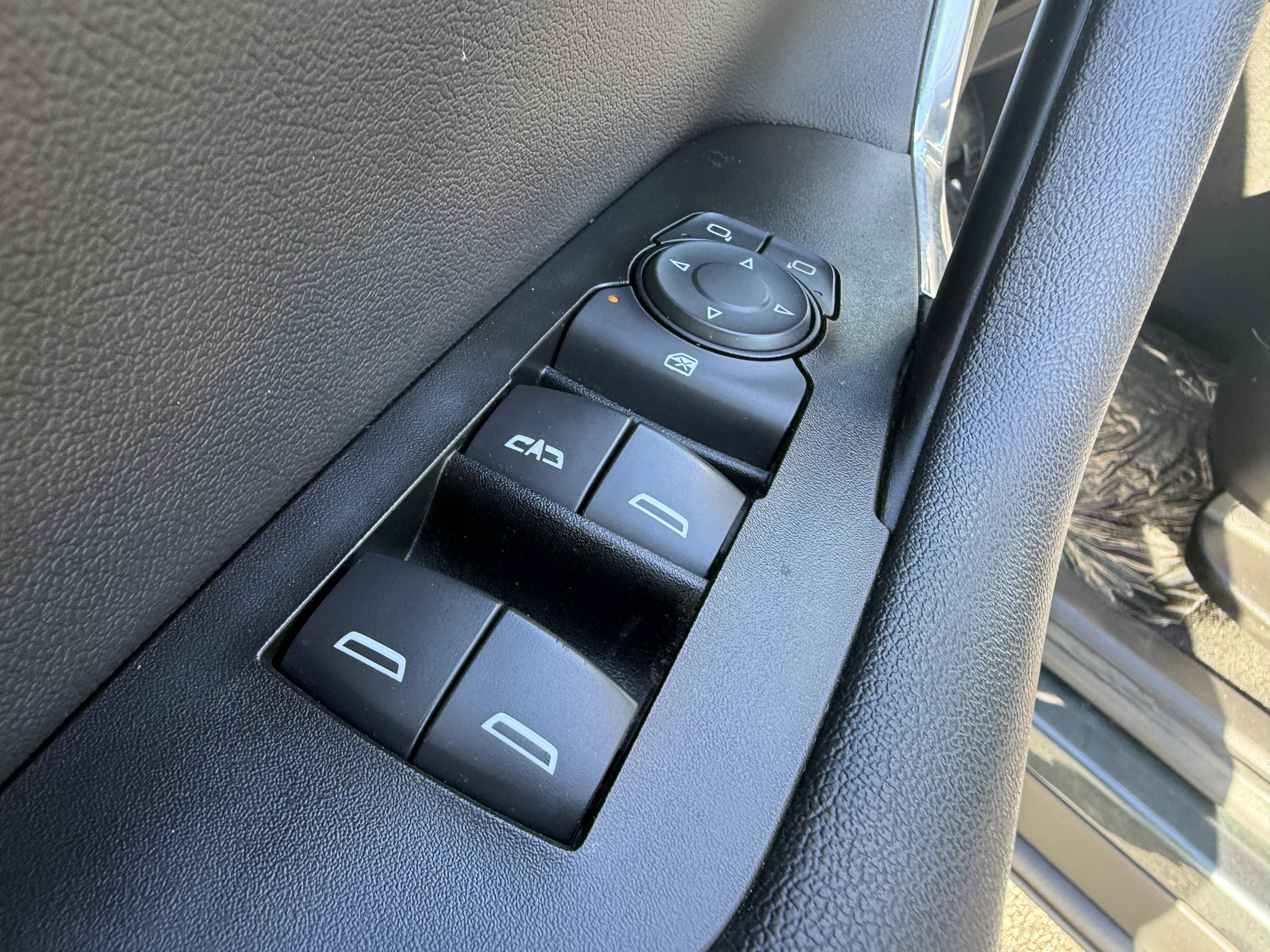 Used 2020 Chevrolet Blazer LT w/ Sound & Technology Package image 13