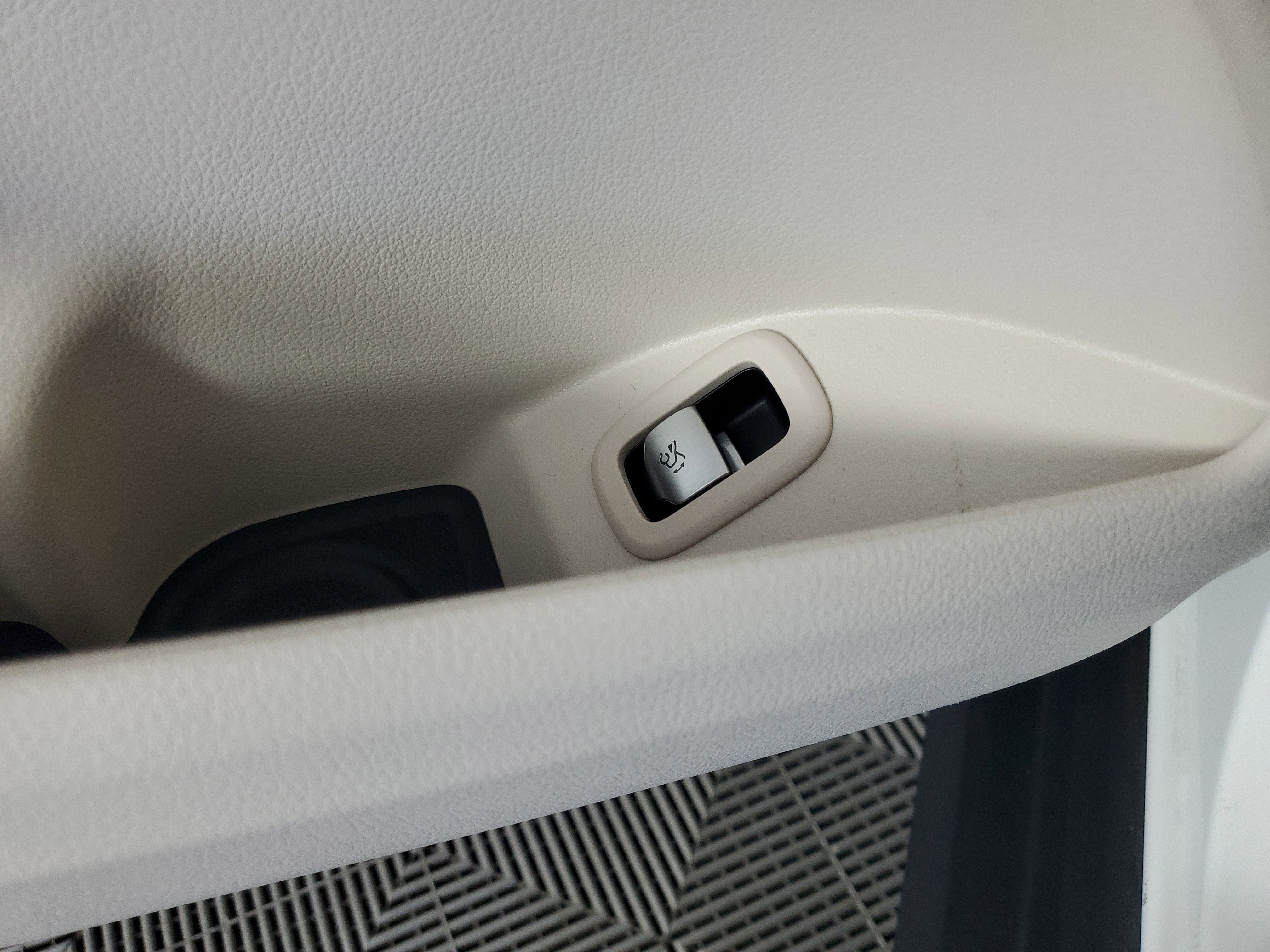 Used 2023 Mercedes-Benz GLC 300 image 28