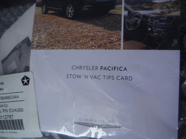 Used 2021 Chrysler Pacifica Touring-L w/ Uconnect Theater Family Group FWD image 54