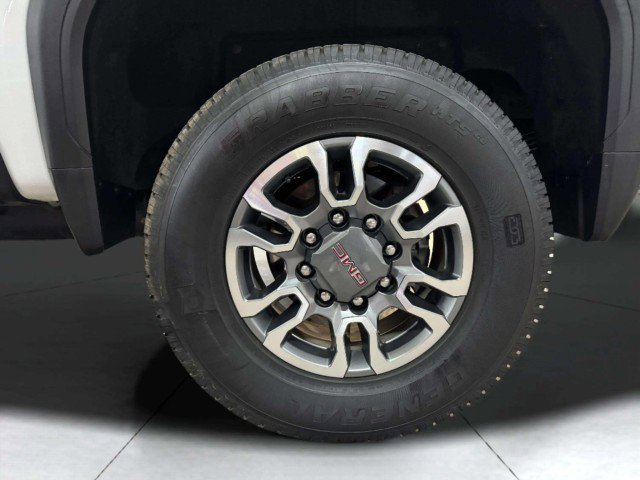 Used 2022 GMC Sierra 2500 AT4 image 57