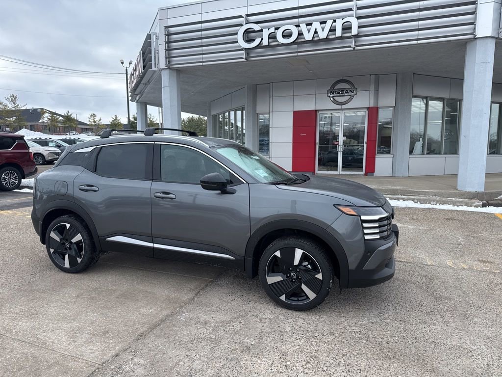 New 2026 Nissan Kicks SR w/ Cold Weather Package