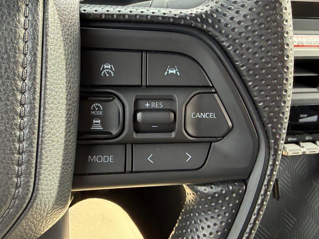 Certified 2025 Toyota Tacoma SR5 image 18