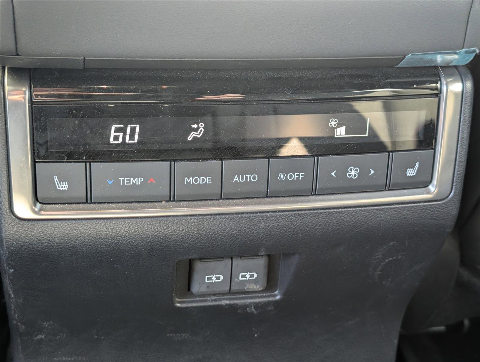 Used 2024 Lexus GX 550 w/ Accessory Package (Z1) image 17