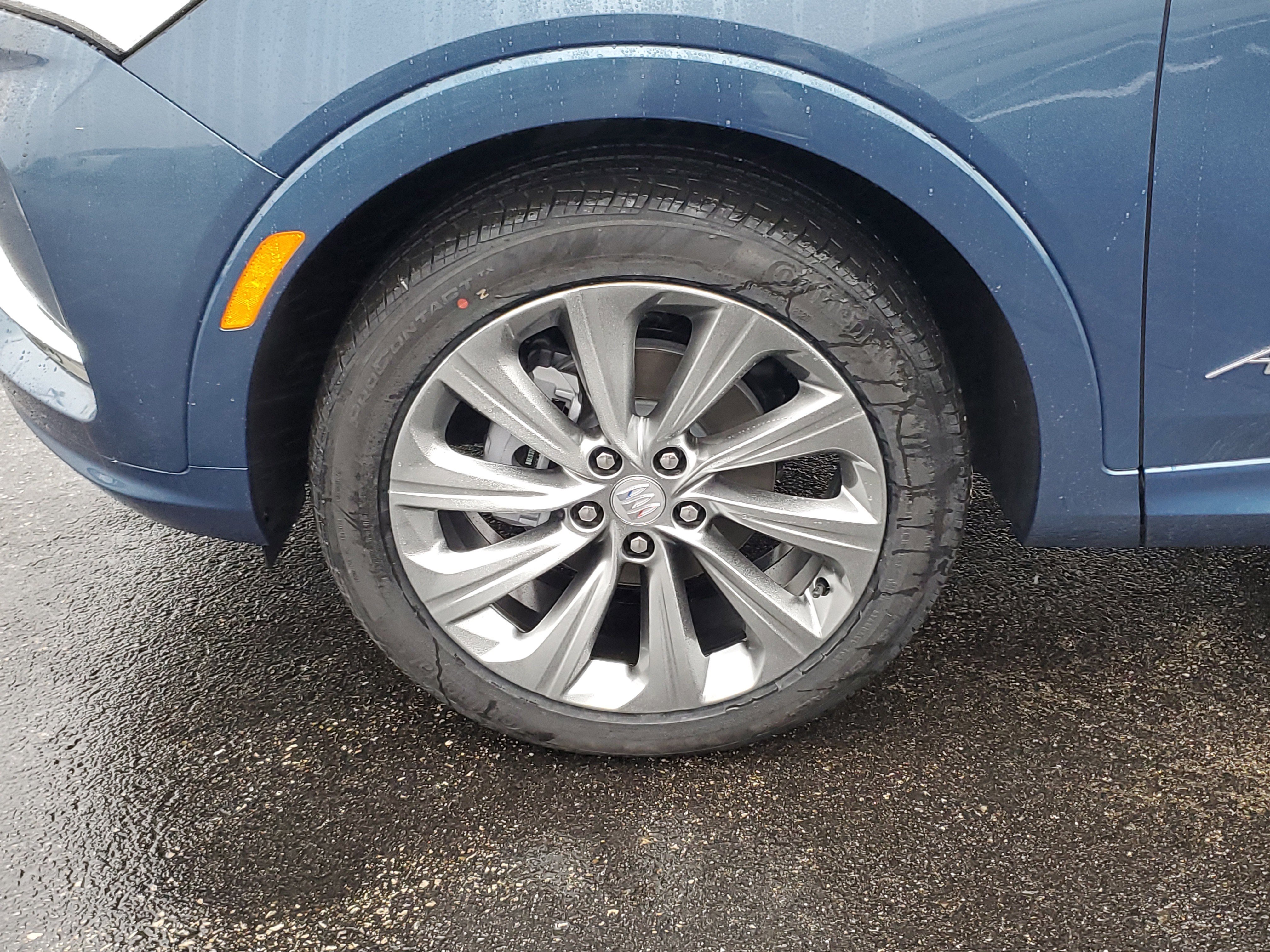 New 2026 Buick Envista Avenir image 10