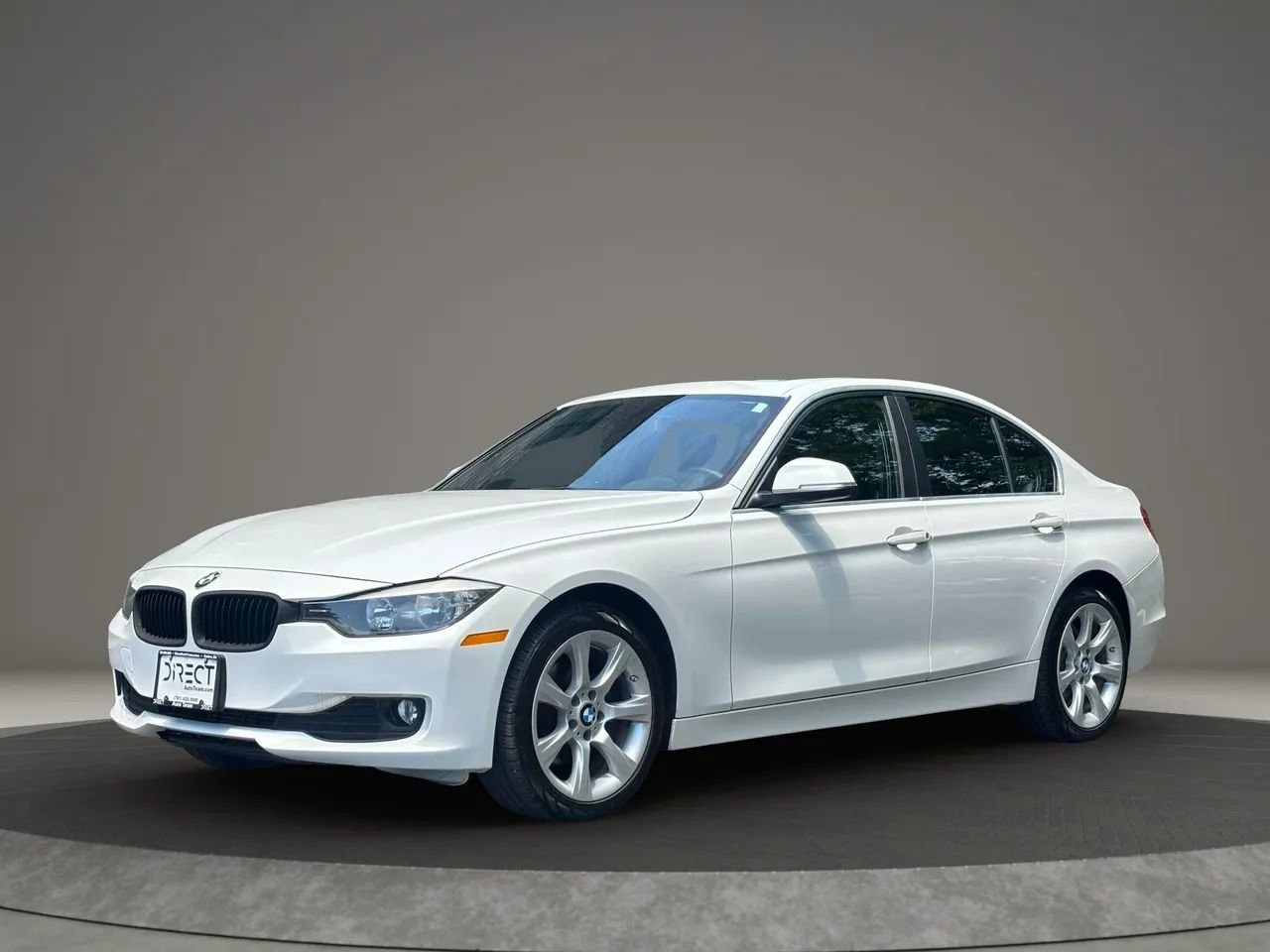 Used 2015 BMW 320i xDrive Sedan AWD/4WD image 1