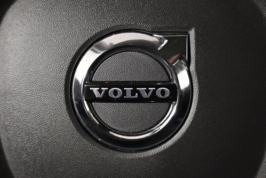 Used 2023 Volvo XC90 B6 Ultimate w/ Protection Package AWD/4WD image 35