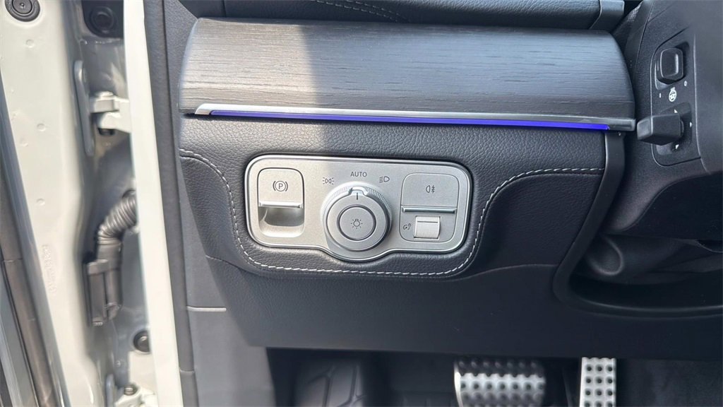 New 2025 Mercedes-Benz GLS 580 GLS  580 image 13