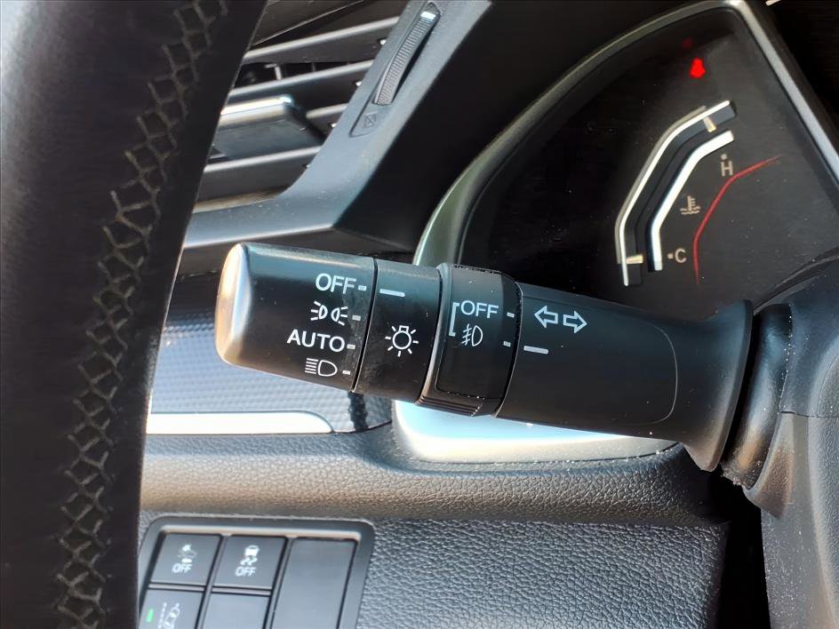 Used 2021 Honda Civic Sport image 18