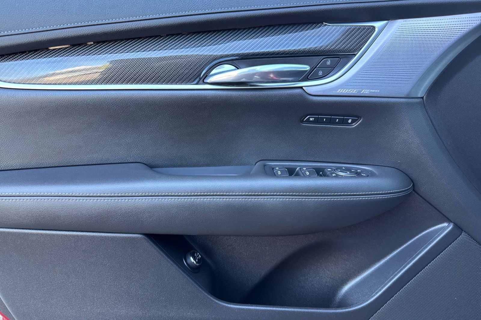 Used 2023 Cadillac XT6 Sport AWD/4WD image 11