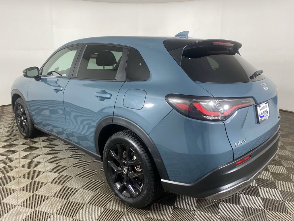 Used 2023 Honda HR-V Sport image 6