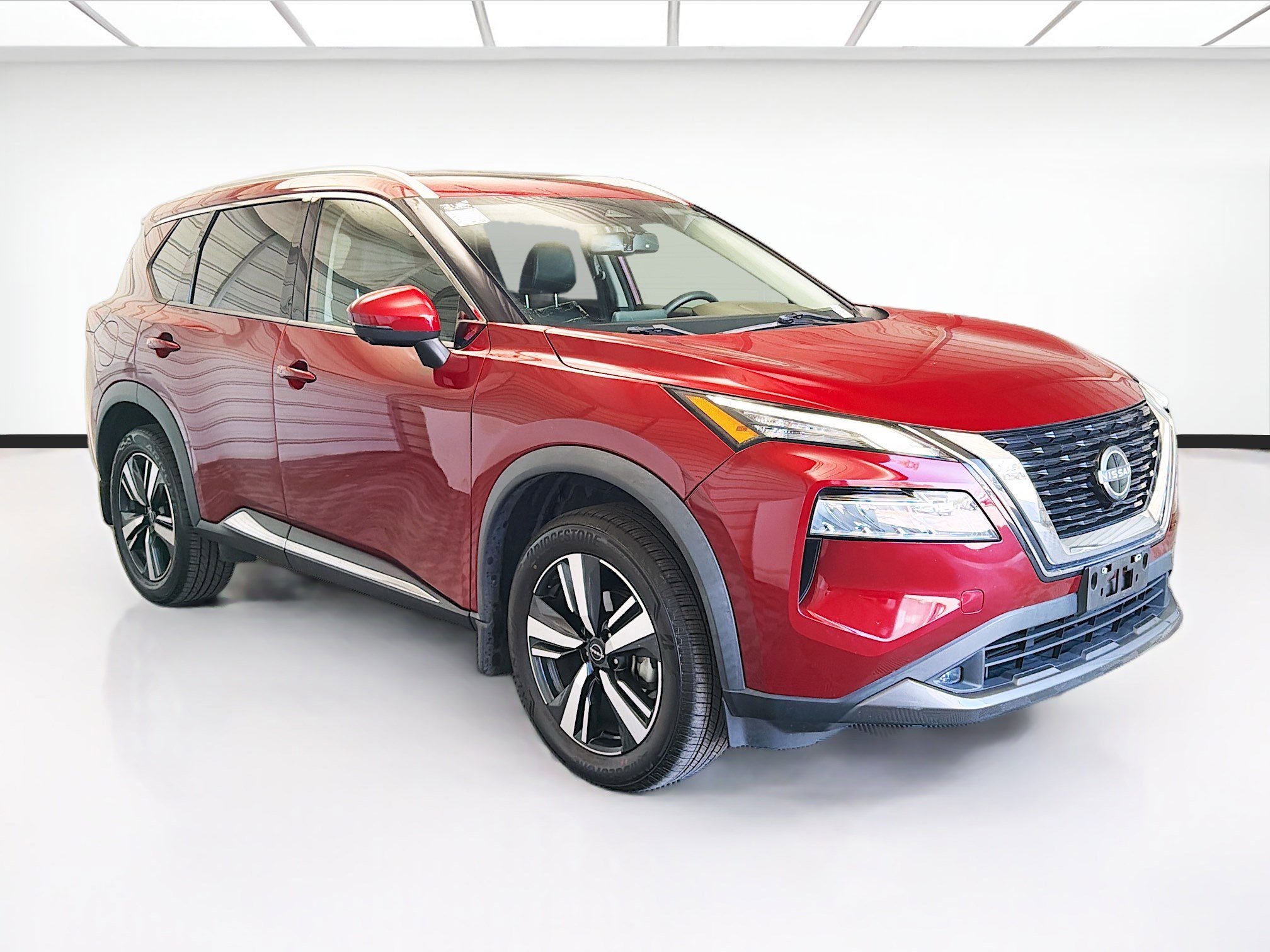 Used 2022 Nissan Rogue SL image 3