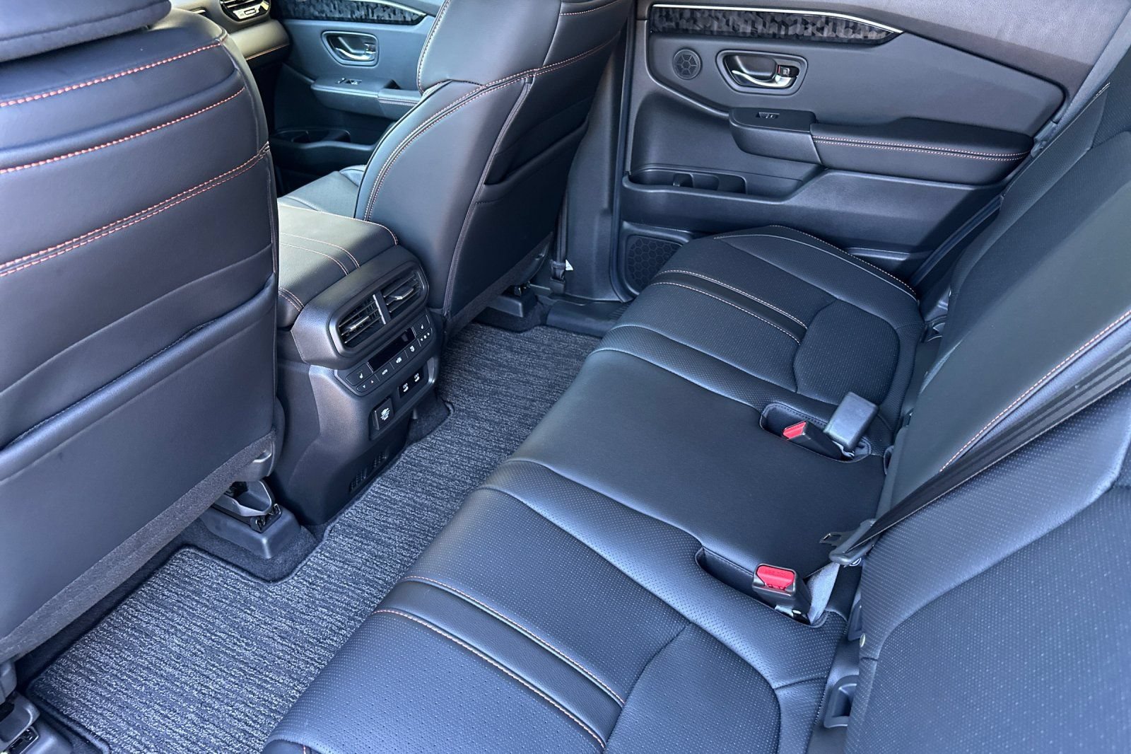 Used 2026 Honda Passport TrailSport Elite image 12