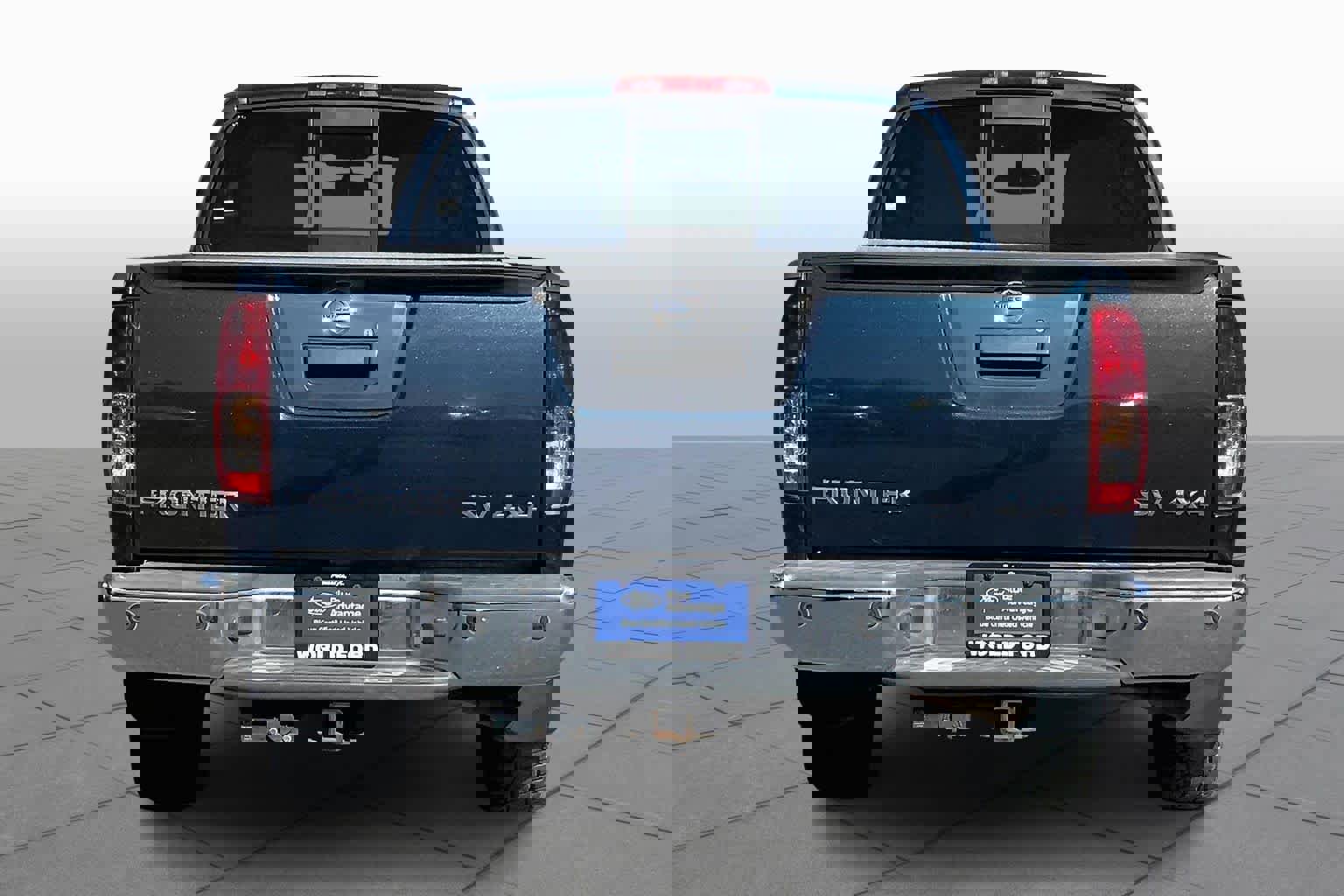 Used 2020 Nissan Frontier SV image 4