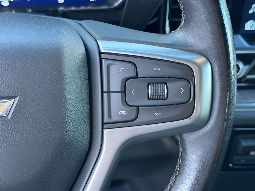 Used 2024 Chevrolet Silverado 2500 LTZ AWD/4WD image 16