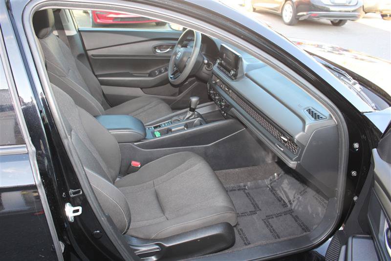 Used 2024 Honda Accord EX image 10