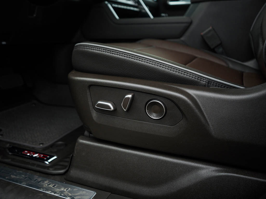 New 2026 GMC Sierra 3500 Denali w/ Denali Reserve Package image 18