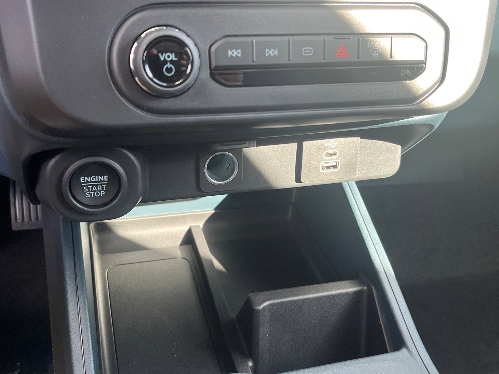 New 2026 Ford Maverick XLT w/ XLT Luxury Package image 16