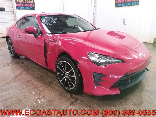Used 2017 Toyota 86 image 1