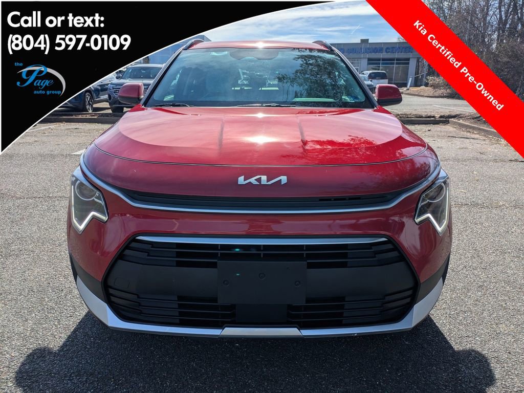 Used 2025 Kia Niro EX image 9