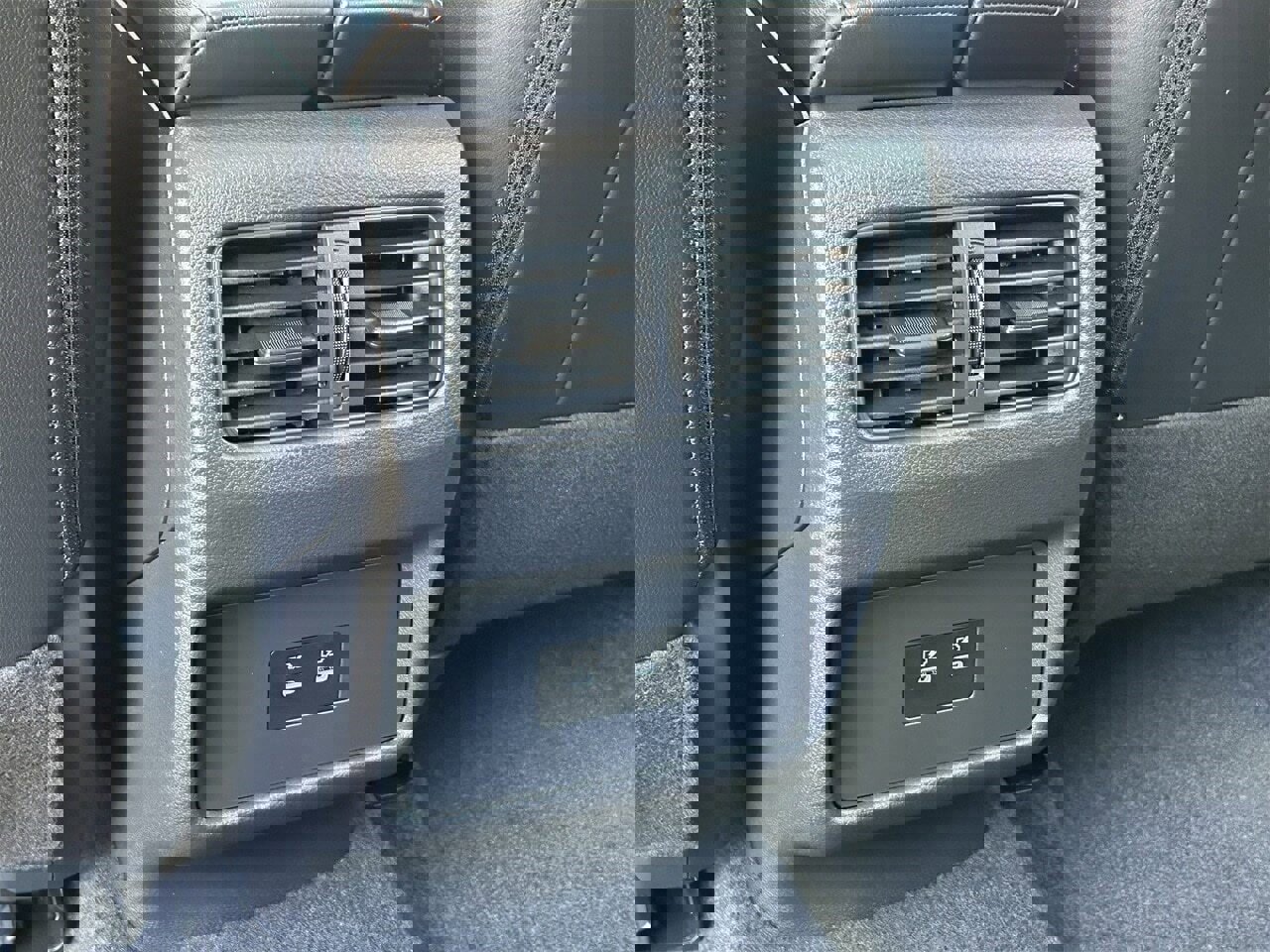 New 2026 Nissan Rogue SV image 18