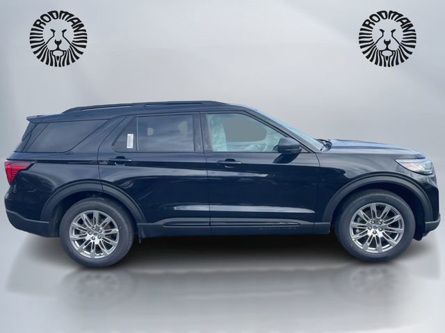 New 2026 Ford Explorer Active w/ Active Comfort Package AWD/4WD image 4