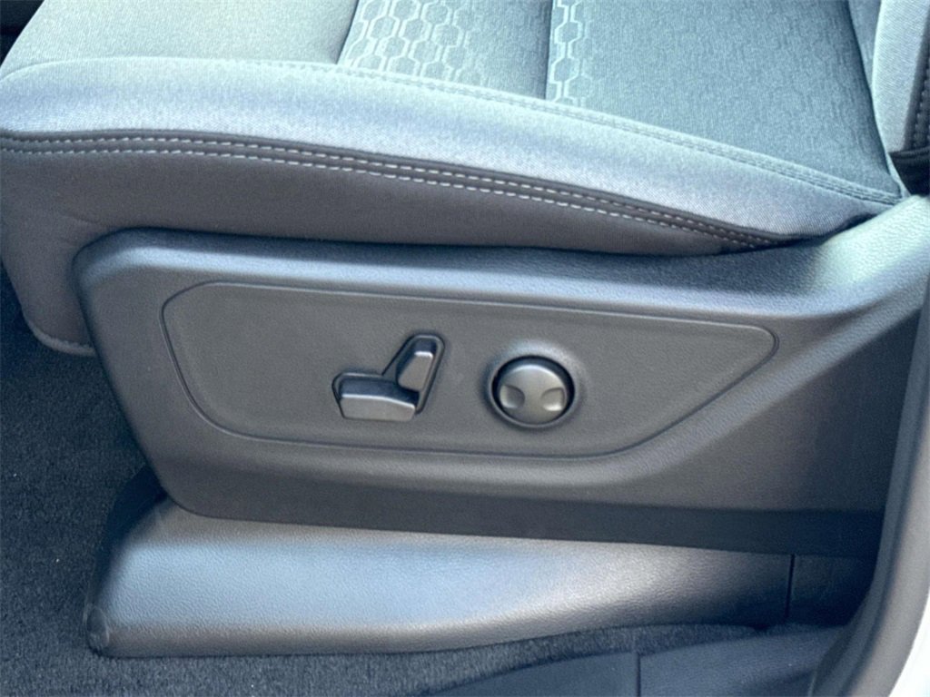 New 2026 RAM 1500 4x4 Crew Cab image 15