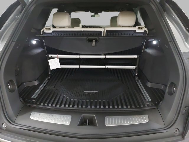 Used 2025 Cadillac XT5 Sportv w/ LPO, Floor Liner Package image 12
