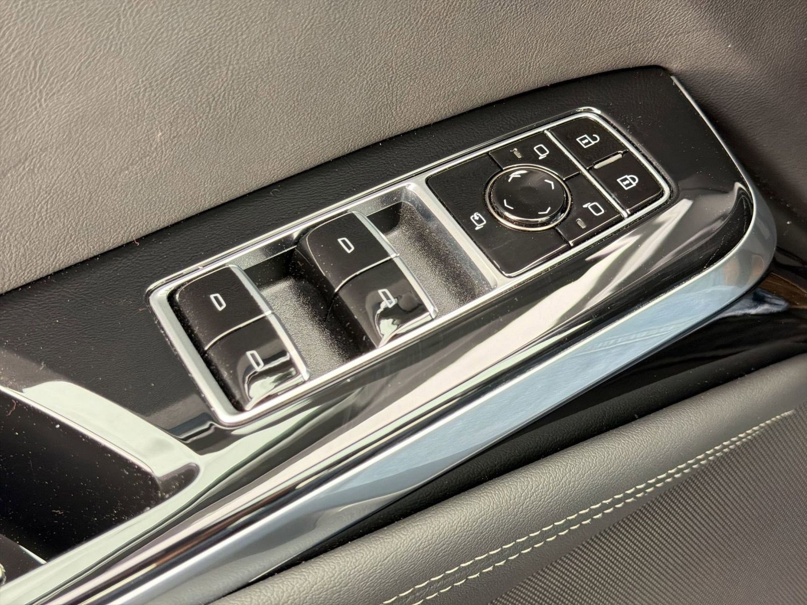 New 2026 Cadillac Escalade Luxury AWD/4WD image 21