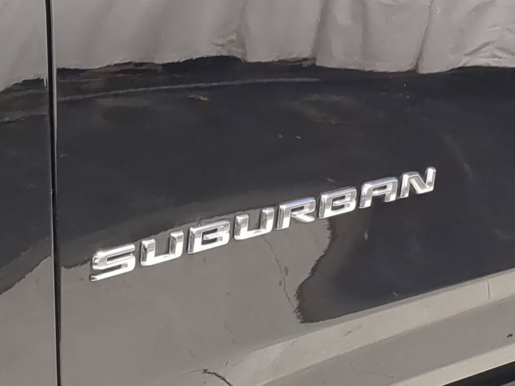 Used 2021 Chevrolet Suburban High Country w/ Premium Package image 24