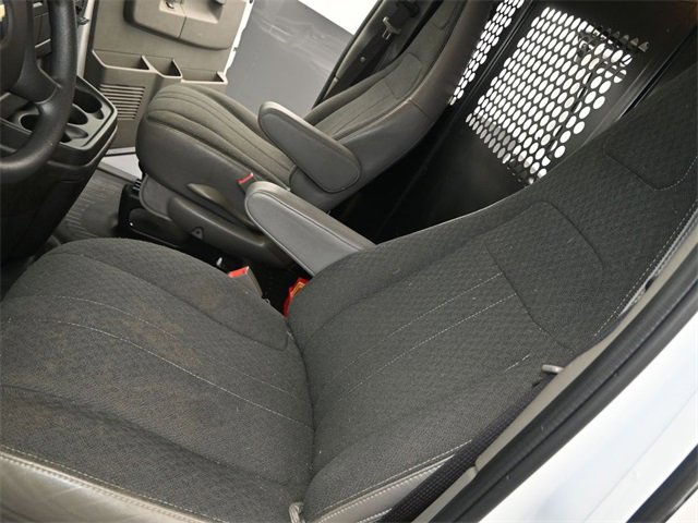 Used 2024 Chevrolet Express 2500 w/ Driver Convenience Package image 9