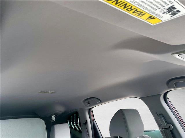 Used 2018 Honda CR-V LX image 17