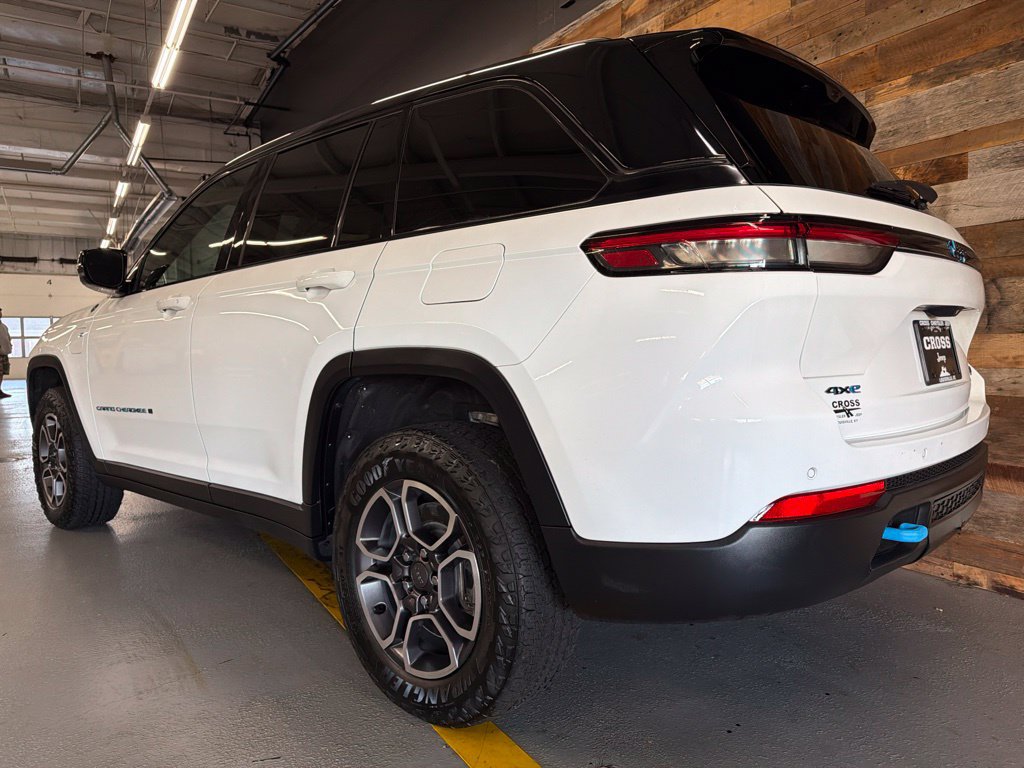 Used 2023 Jeep Grand Cherokee Trailhawk w/ Luxury Tech Group III AWD/4WD image 22