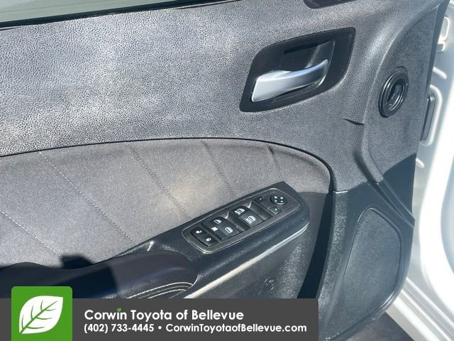 Used 2018 Dodge Charger R/T image 11