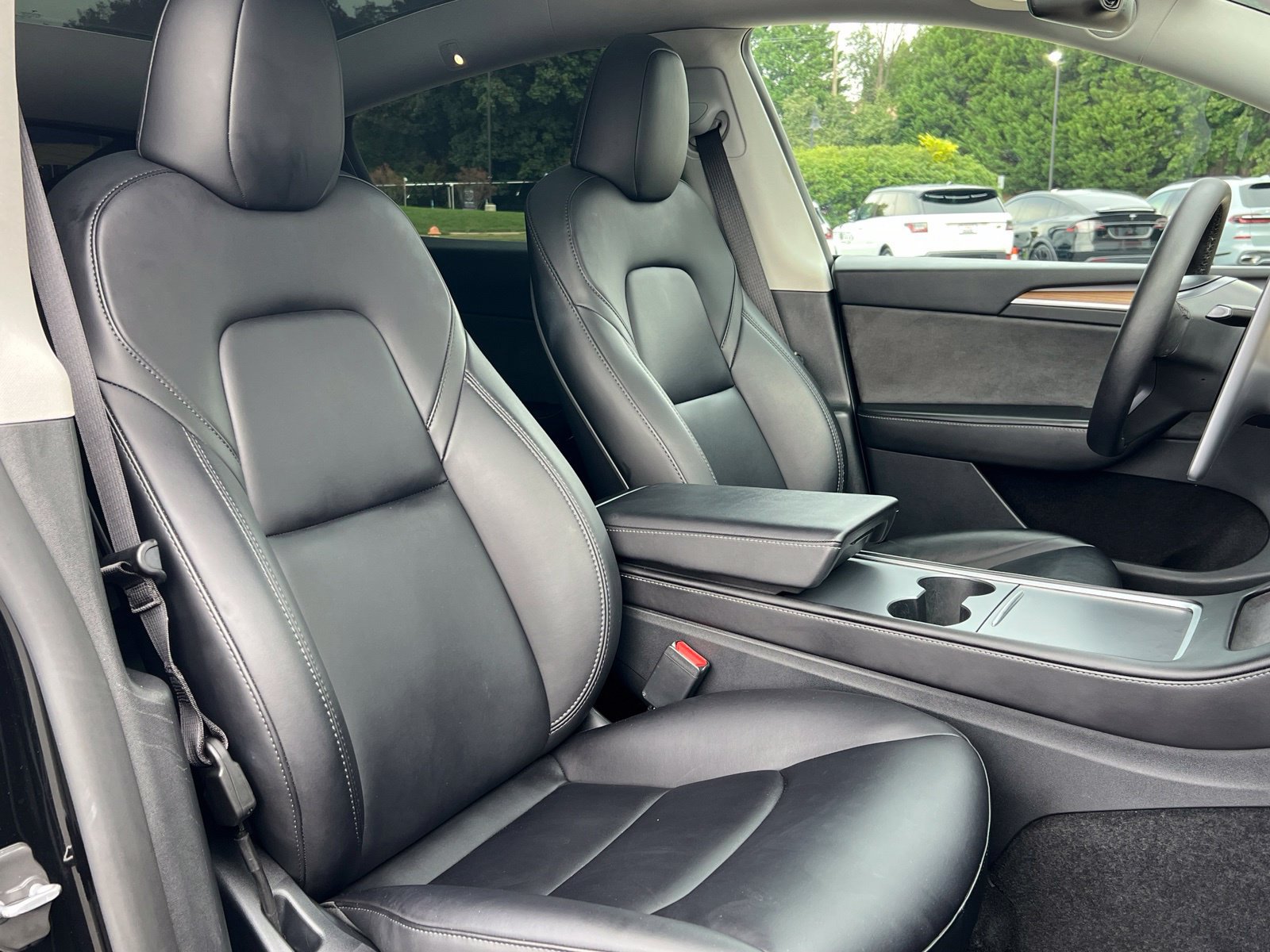 Used 2023 Tesla Model Y Long Range AWD/4WD image 16