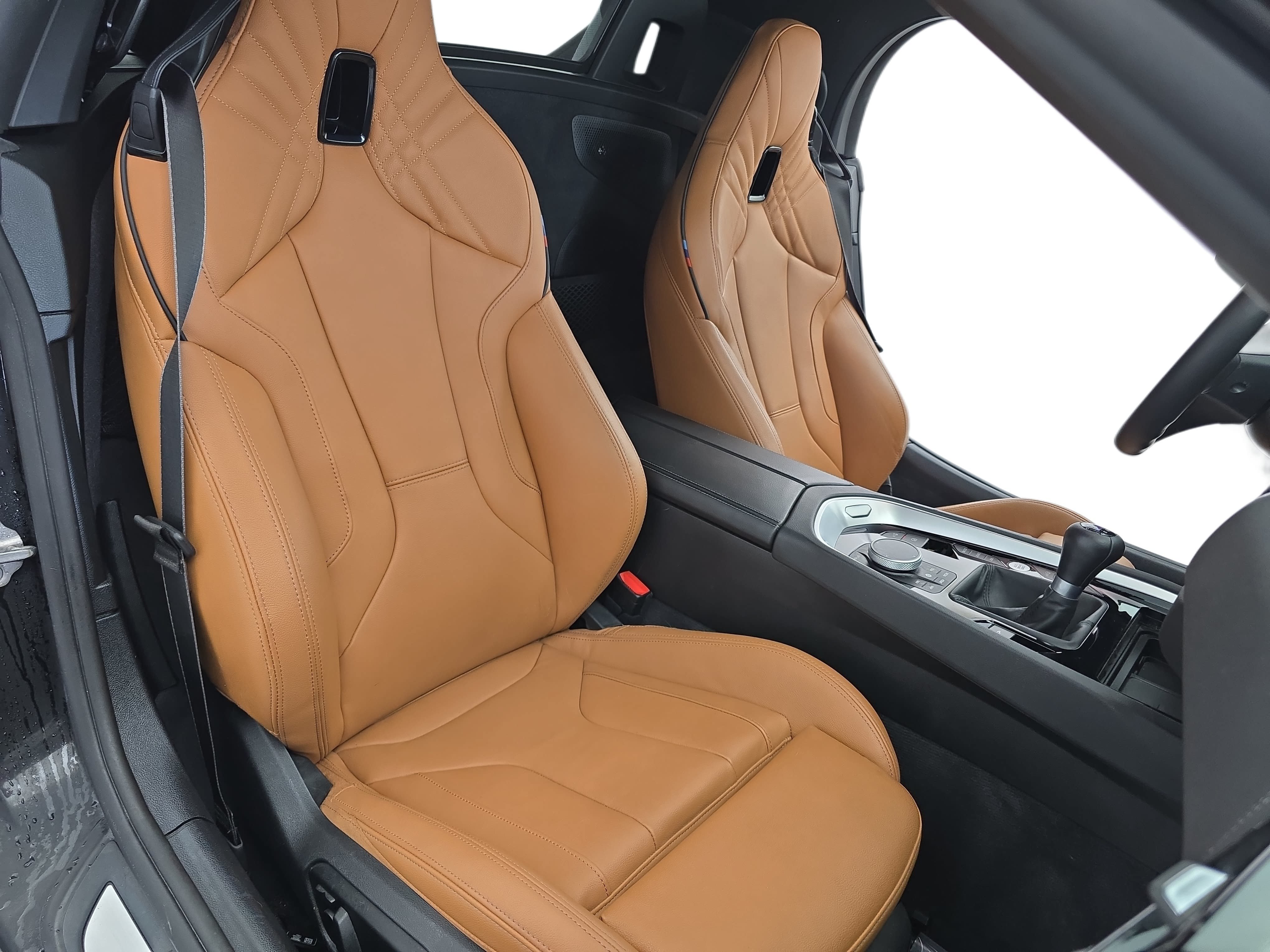 Used 2025 BMW Z4 M40i w/ Edition RWD image 9
