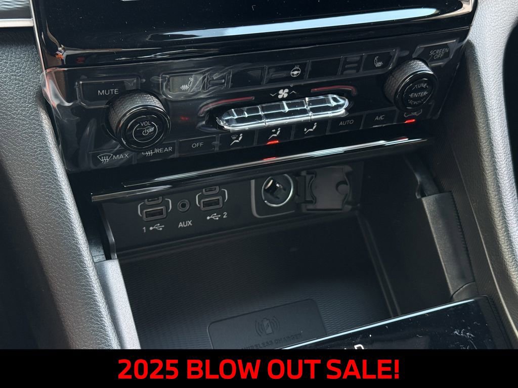 New 2025 Jeep Grand Cherokee L Altitude image 18