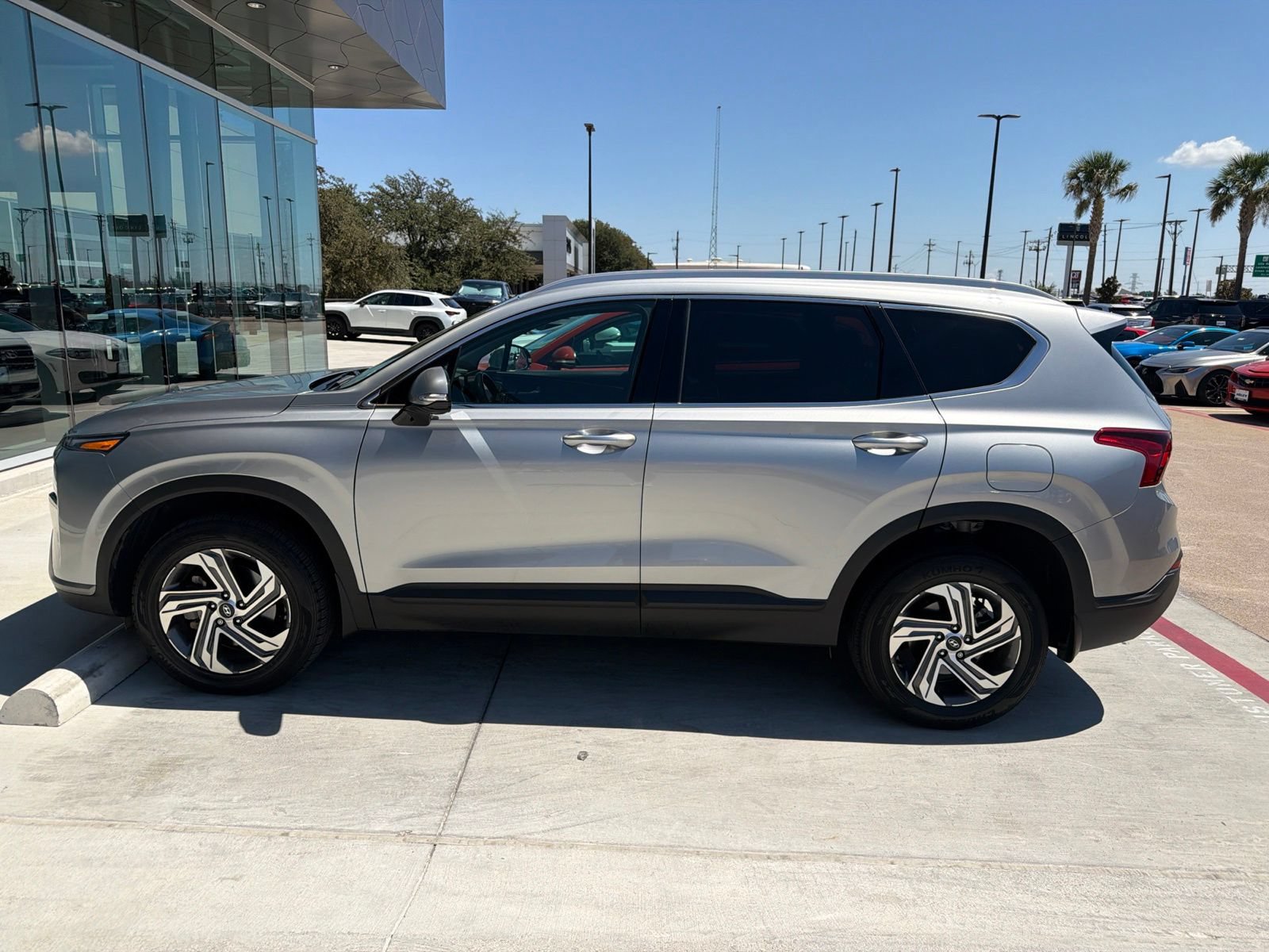 Used 2023 Hyundai Santa Fe SEL w/ Cargo Package AWD/4WD image 9