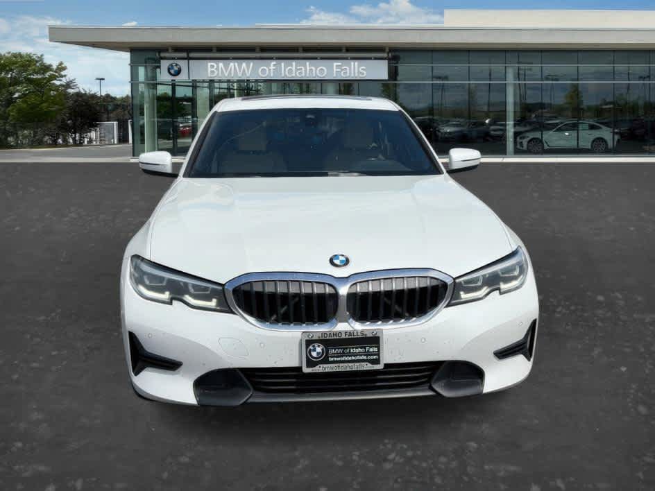Used 2021 BMW 330i xDrive Sedan AWD/4WD image 2